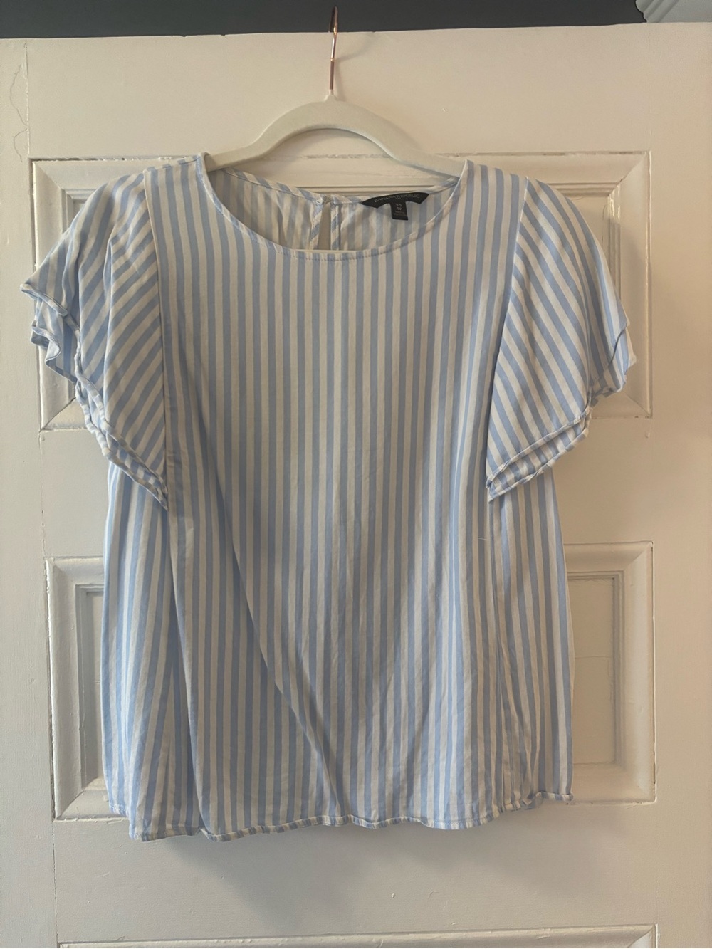 Banana Republic Light Blue & White Striped Flutter Sleeve Blouse